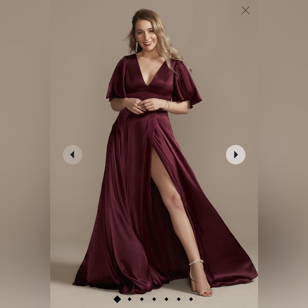 Galina Signature David’s Bridal - Bridesmaid Dress - Color: Wine Size: 22